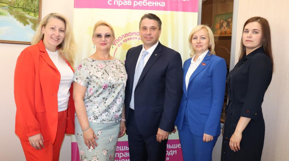 Рабочая встреча М.В. Дробот с уполномоченным по правам ребёнка в Пермском крае