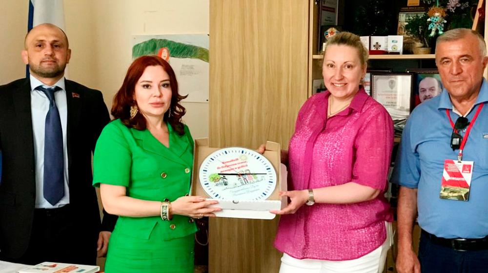 Мария Дробот провела рабочую встречу с уполномоченным при Главе Республики Дагестан по защите семьи, материнства и прав ребенка