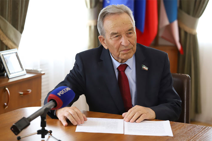 Республика Хакасия. «Можно как угодно говорить, оскорблять правительство, но этот факт никуда не денешь» - Владимир Штыгашев