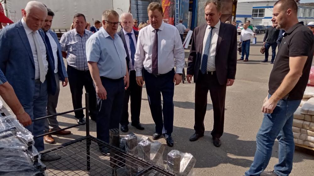 Помощь людям - основа работы коммунистов Подмосковья!