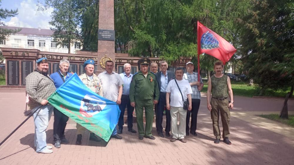 Летние трудовые будни подмосковных коммунистов