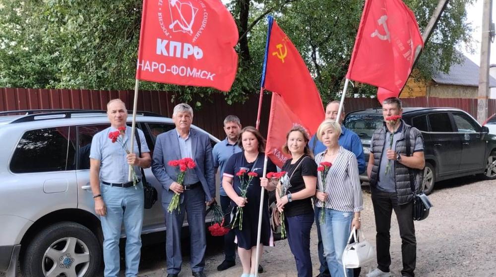 Подмосковные коммунисты проводят автопробег поддержки освободительной миссии СВО в регионе
