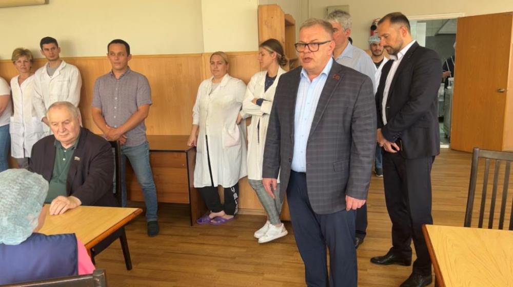 Московская область. Кандидат в Губернаторы Подмосковья от КПРФ Александр Наумов посетил с рабочим визитом предприятие «Конфаэль» в Красногорске