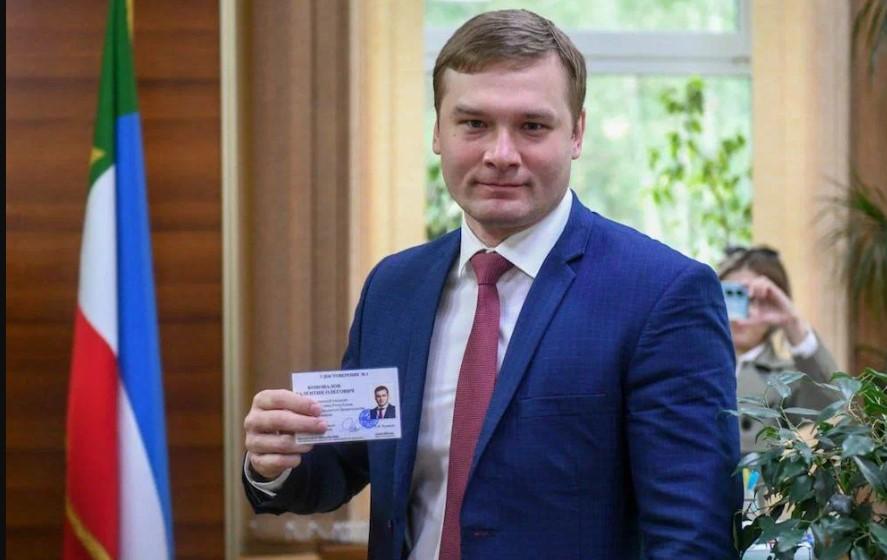 Сергей Обухов про предвыборную борьбу в Хакасии и мнимый админресурс губернатора-коммуниста Коновалова