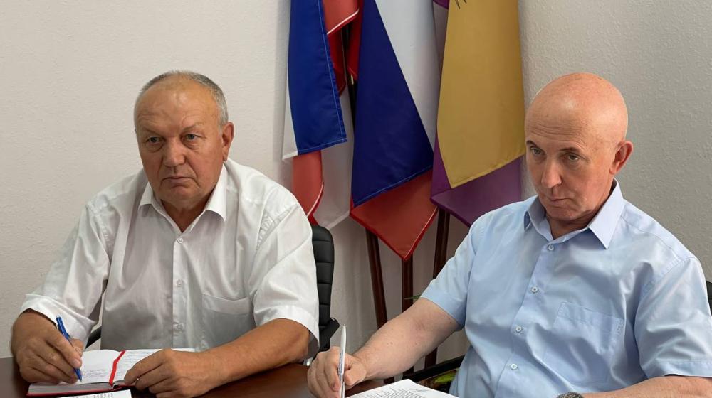 Репортаж о рабочей поездке Ю.П. Синельщикова в Республику Крым