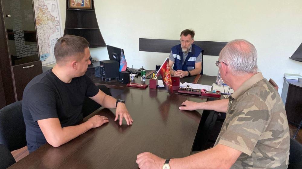 Репортаж о рабочей поездке сенатора Айрата Гибатдинова в Донецкую Народную Республику