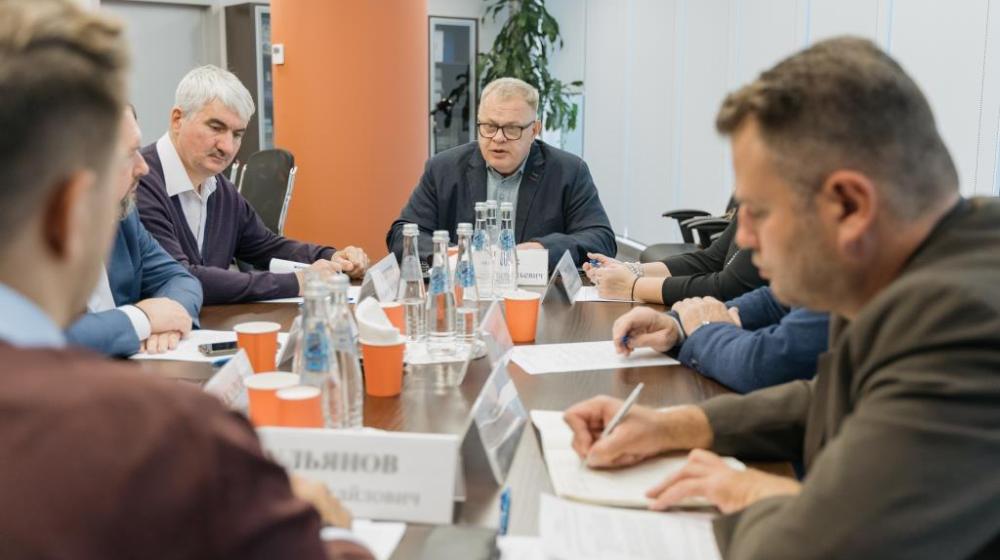 Прошла рабочая встреча кандидата на должность Губернатора Московской области от КПРФ Александра Наумова со Штабом общественного наблюдения за выборами