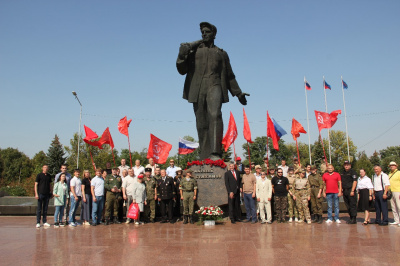 Газета "Правда" о Дне шахтёра на родине стахановского движения