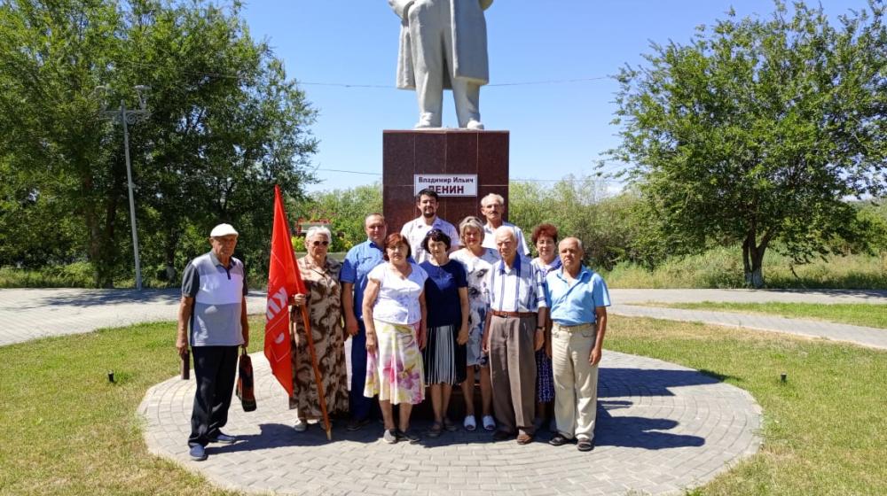 Астраханские коммунисты продолжают рабочие поездки по области (Камызякский район)
