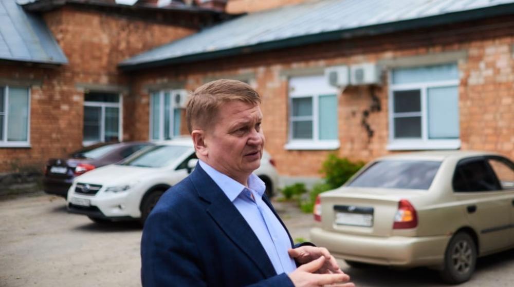 Лидер нижегородских коммунистов Владислав Егоров: "Каждый день промедления строительства нового онкоцентра - это потерянные жизни нижегородцев"