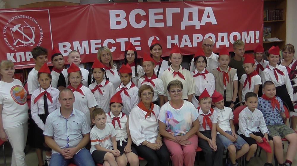 В Саратове состоялся пионерский слёт