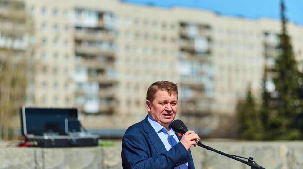 Лидер нижегородских коммунистов Владислав Егоров: "С резким ростом цен на бензин в Нижегородском регионе следует разобраться компетентным органам"
