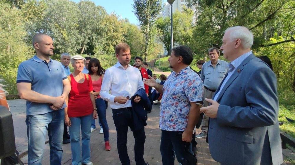 Кандидат на пост мэра Москвы Л.А. Зюганов принял участие в проведении общественной инспекции в долине реки Яуза
