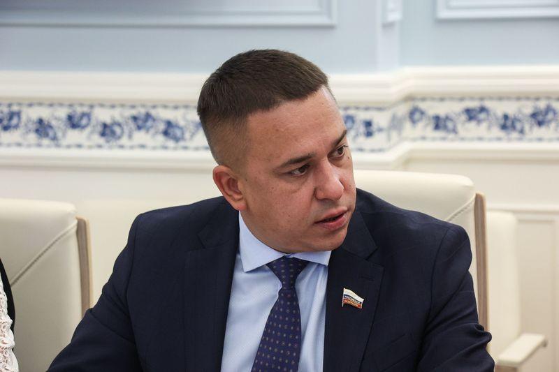 Айрат Гибатдинов принял участие в заседании Комитета Совета Федерации по науке, образованию и культуре