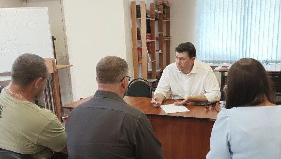 Олег Лебедев провёл серию приемов избирателей в Великом Новгороде