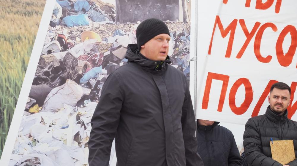 Свердловская область. В Сысерти прошел большой митинг против мусорного полигона