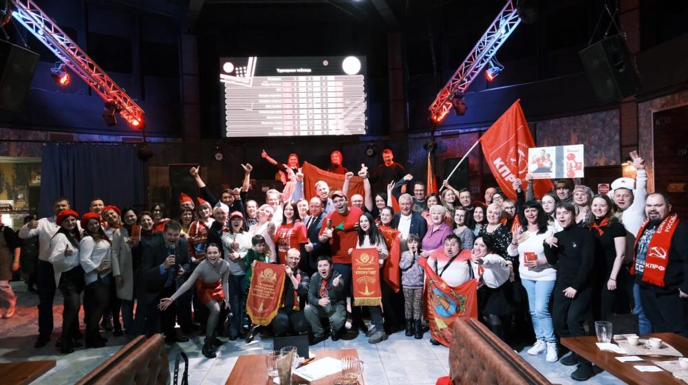 В Костроме прошло первое занятие в Школе молодого коммуниста