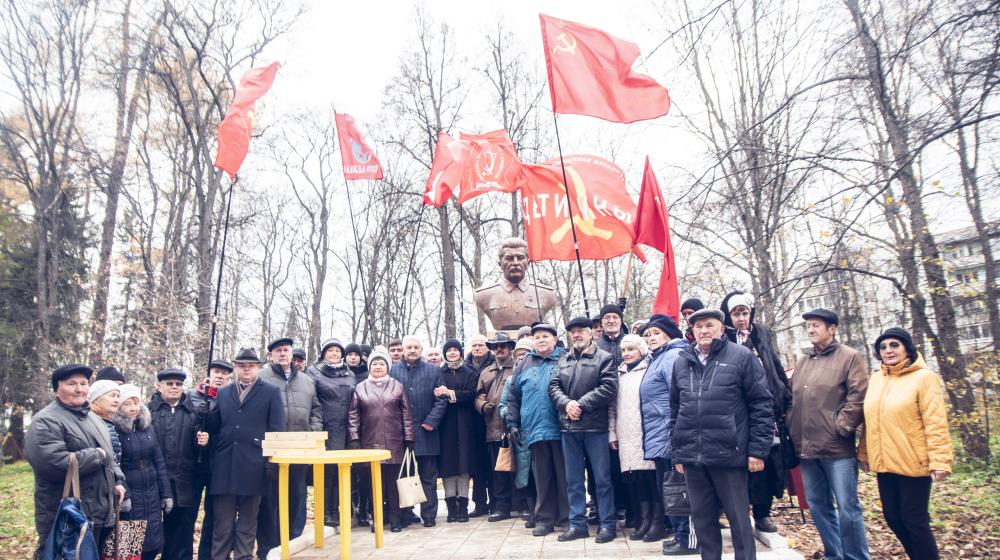В Орлове Кировской области открыли памятник Сталину