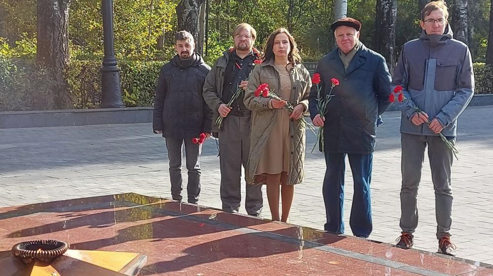 Не забудем подвиг героев! Депутаты фракции КПРФ в Мосгордуме почтили память Московского народного ополчения