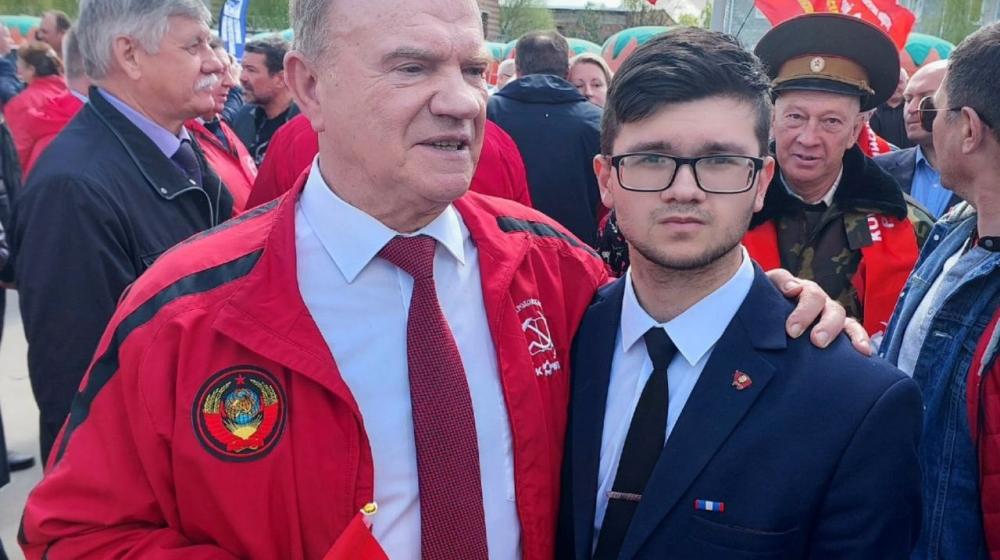 «Нас водила молодость…». Интервью с луганским комсомольцем