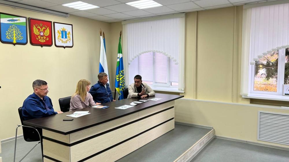 Сенатор РФ Айрат Гибатдинов провел ряд встреч с жителями Ульяновской области
