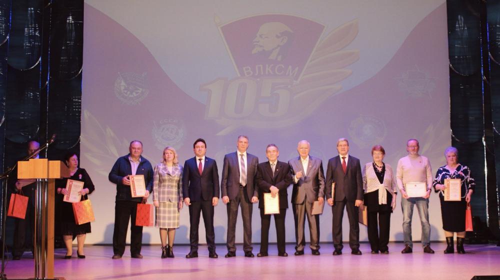 Во Владимире торжественно отметили 105-летие ВЛКСМ