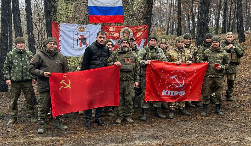 Херсонские коммунисты помогают военнослужащим