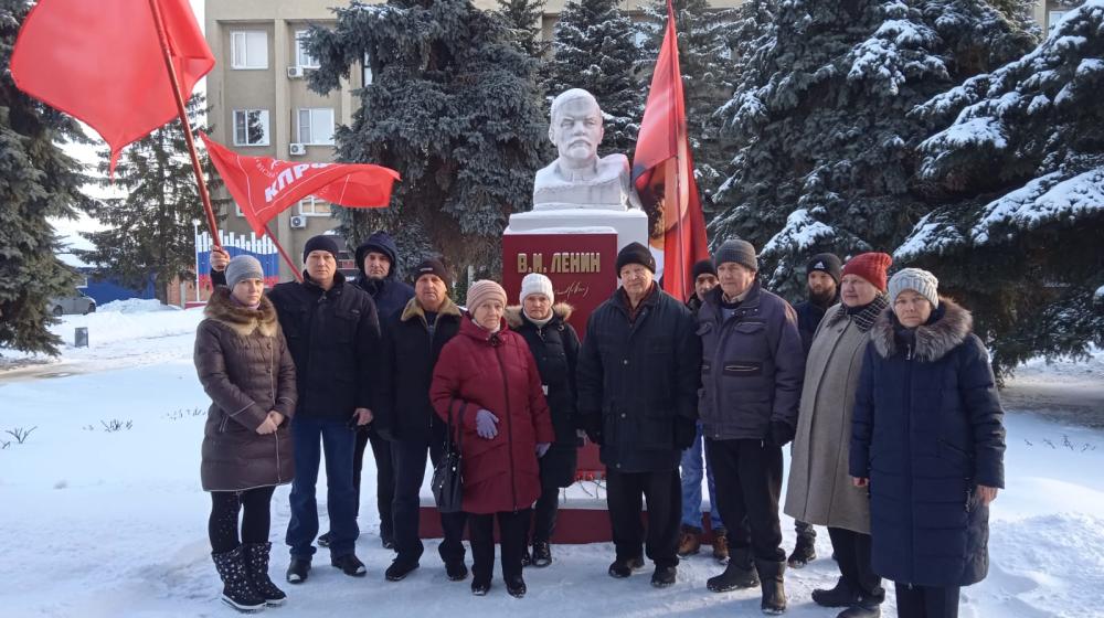 Тамбовская область. Ленин и теперь живее всех живых!