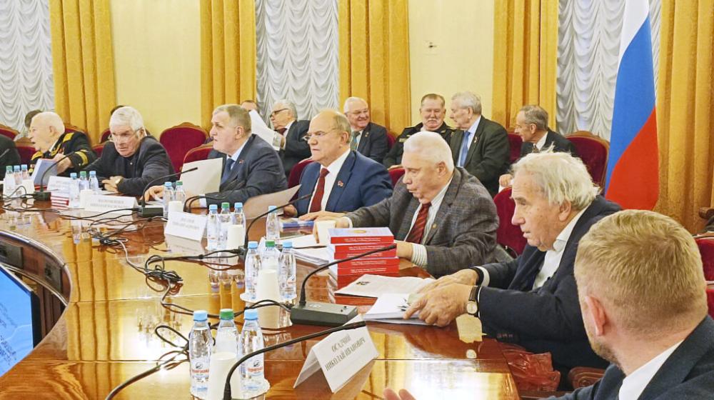 Переход к социализму - путь к воссоединению нашего Отечества!