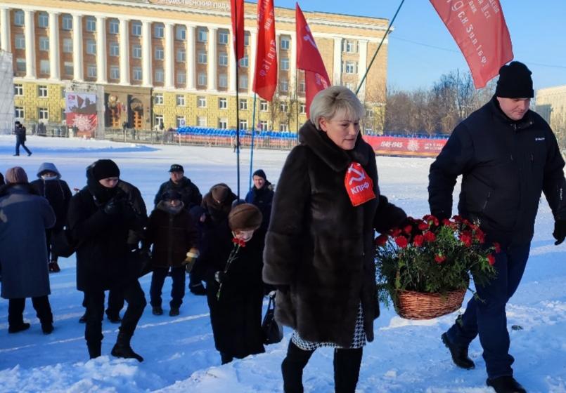 Коммунисты Новгородской области почтили память Владимира Ильича Ленина