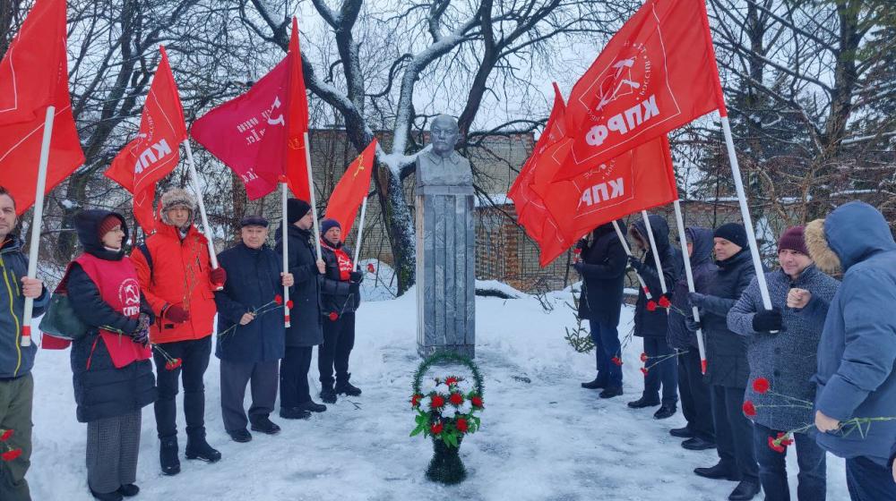 Калининградские коммунисты почтили память Вождя мирового пролетариата и основателя коммунистической партии