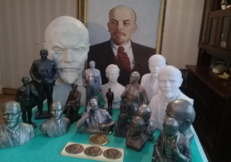 Надежда и Ленин!