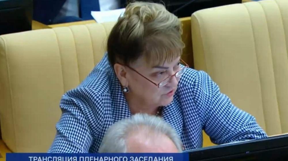О.Н. Алимова: "Должностные лица обязаны отвечать на запросы депутатов»