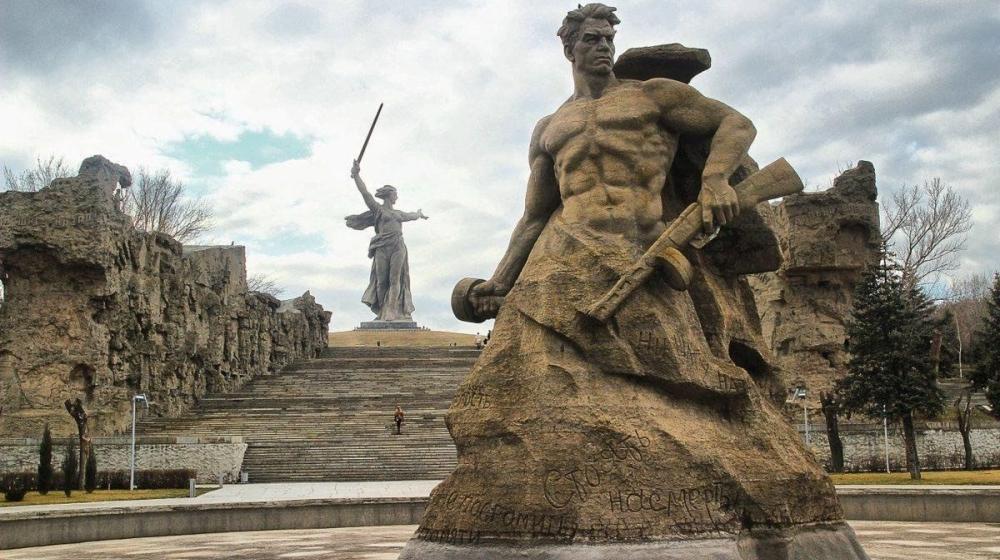 «РИАМО»: Николай Харитонов напомнил о подвиге Красной армии под Сталинградом