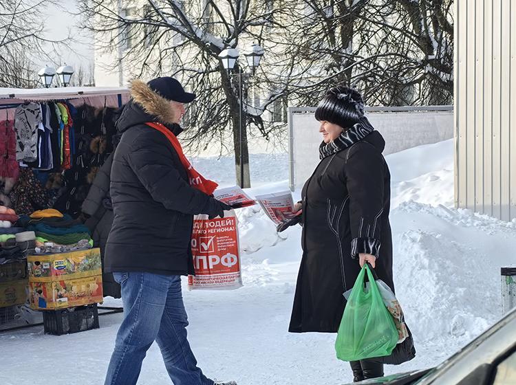 Доверенные лица Николая Харитонова посетили посёлок Пестяки Ивановской области