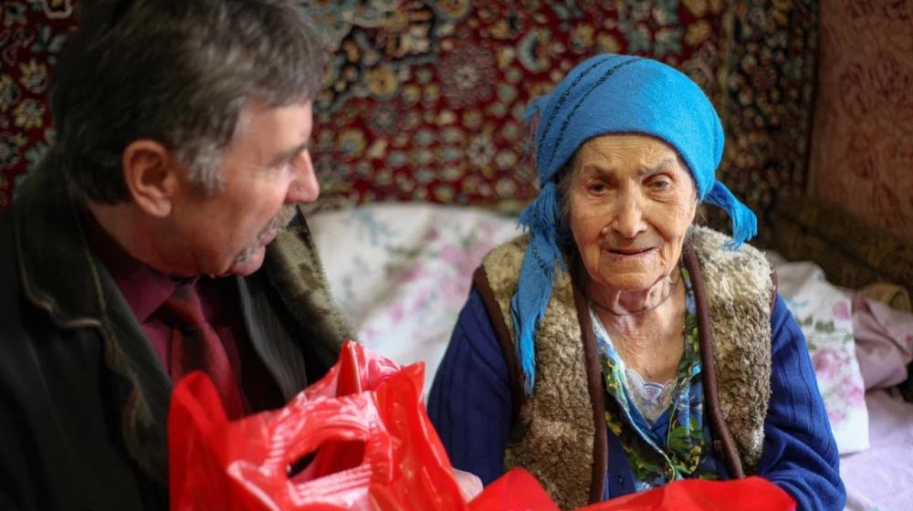 Ветеранам ВОВ освобождённого Станично-Луганского района доставлена гуманитарная помощь от КПРФ