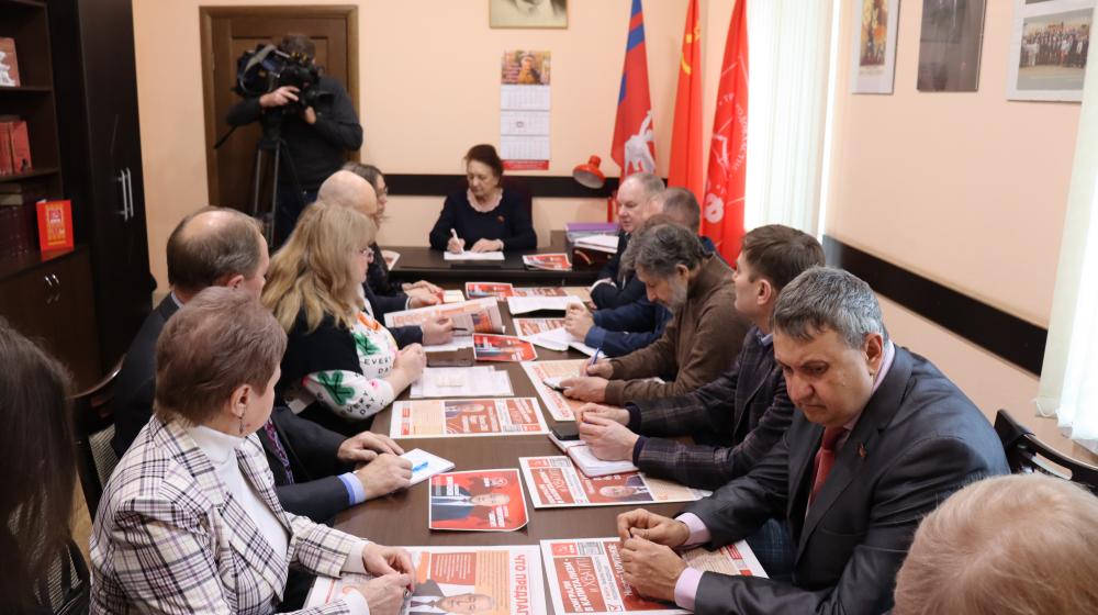 Волгоград. Работу регионального избирательного штаба кандидата в Президенты РФ Николая Харитонова осветили в репортаже телеканала «Россия 24»