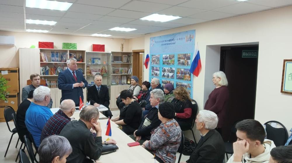 Депутаты-коммунисты Воронежской областной Думы отчитываются перед избирателями