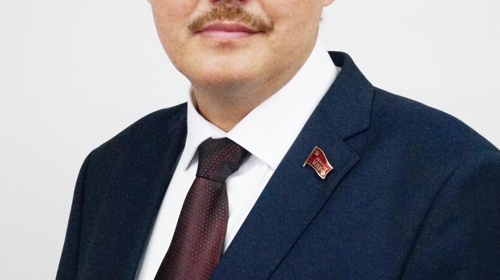 Айаан Васильев — лидер коммунистов Якутска