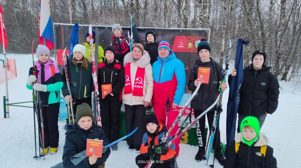 Архангельская область. В Вельске КПРФ провела лыжные гонки на призы "Пионерской правды"
