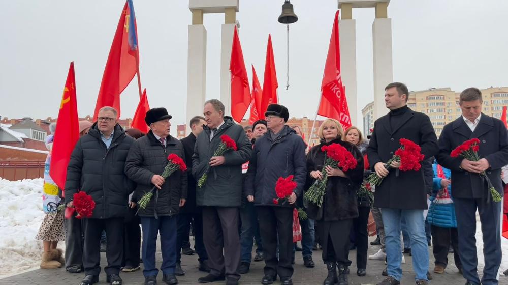 Начался визит кандидата в Президенты РФ от КПРФ Николая Харитонова в подмосковное Щёлково