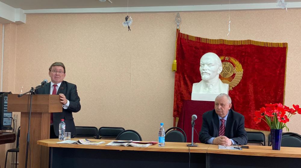 Н.Н. Иванов провел встречу в партактивом и жителями Смоленской области