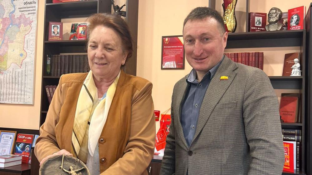 В Сталинградском обкоме встретили товарищей из Чувашской Республики
