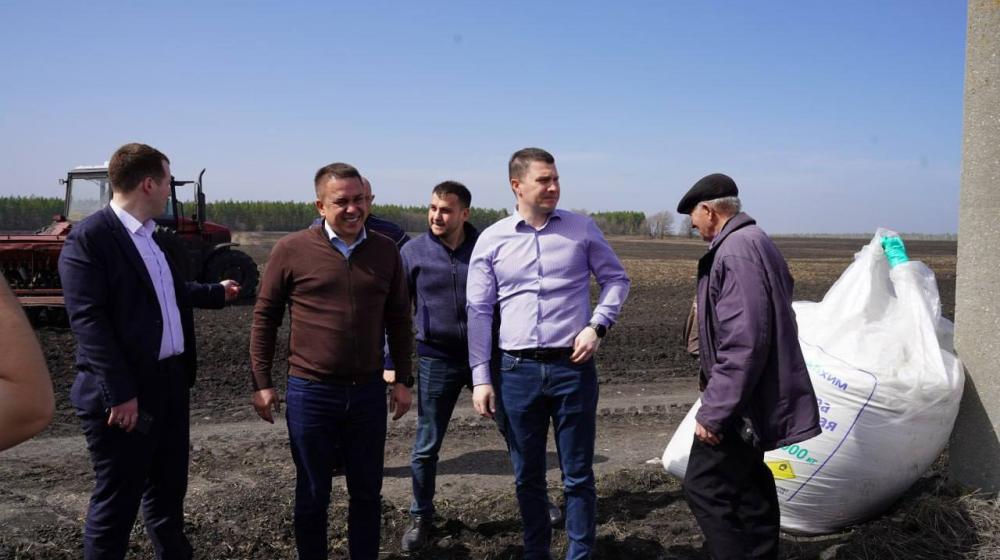 Член ЦК КПРФ, сенатор от Ульяновской области Айрат Гибатдинов принял участие в открытии посевного сезона