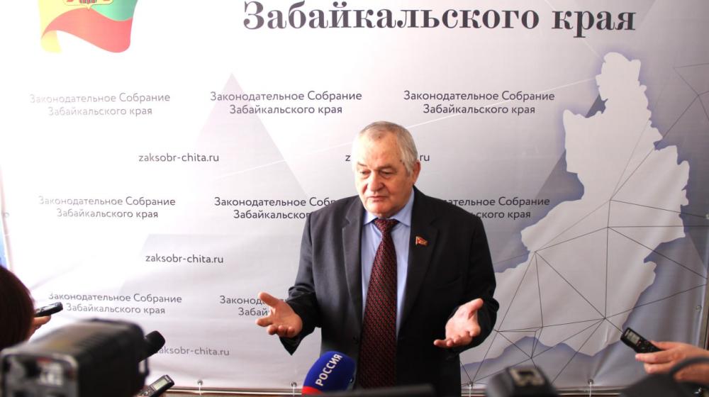 Лидер фракции КПРФ в Заксобрании Забайкалья Юрий Гайдук прокомментировал возвращение «Мэра Читы»