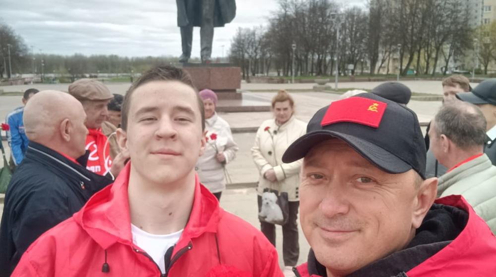 Коммунисты и комсомольцы Ленинградской области отметили Первомай