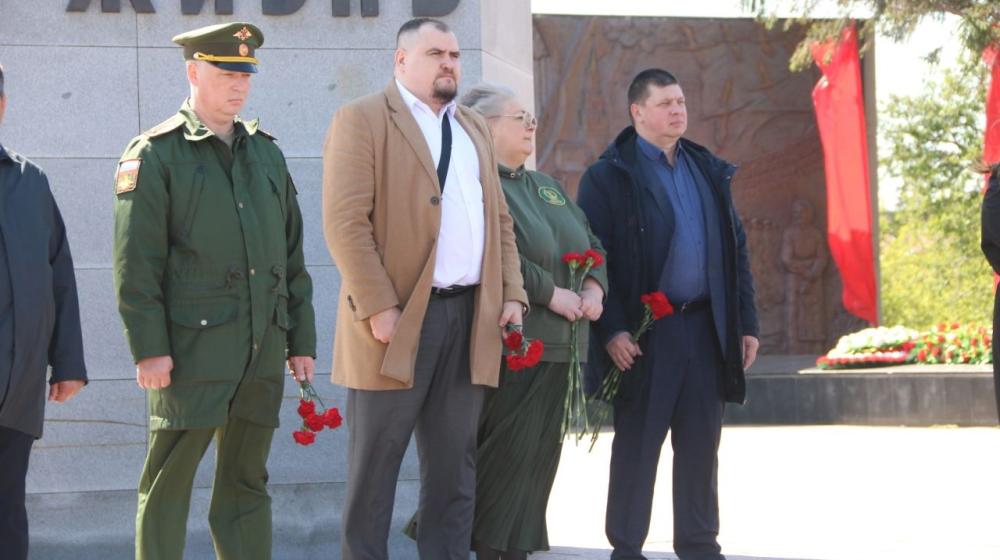 Коммунисты Тюмени посетили "День призывника"