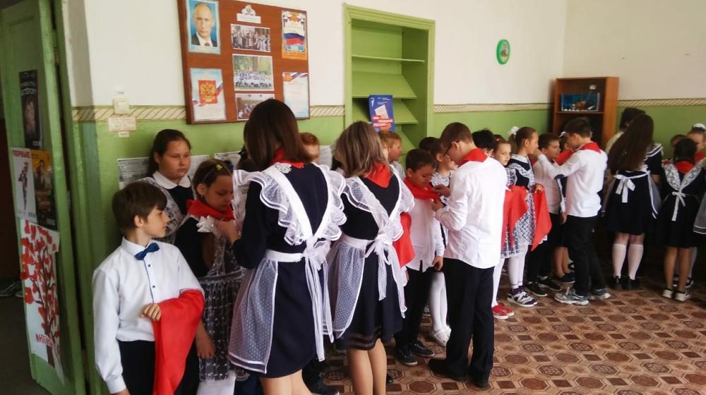 Воронежская область. Как повяжешь галстук – береги его