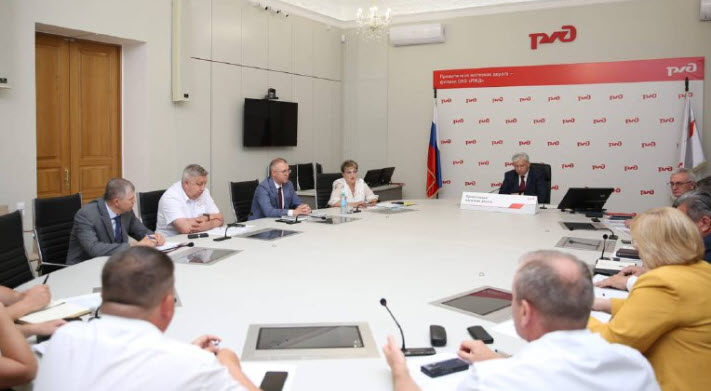 Состоялась рабочая встреча Ольги Алимовой с начальником Приволжской железной дороги – филиала ОАО «РЖД» Сергеем Альмеевым
