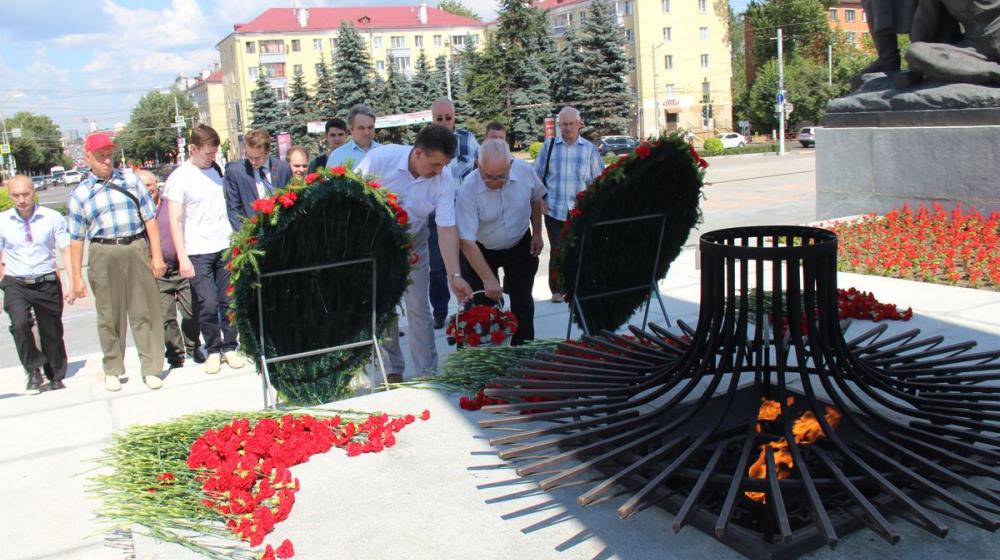 Коммунисты Брянщины отметили День партизан и подпольщиков